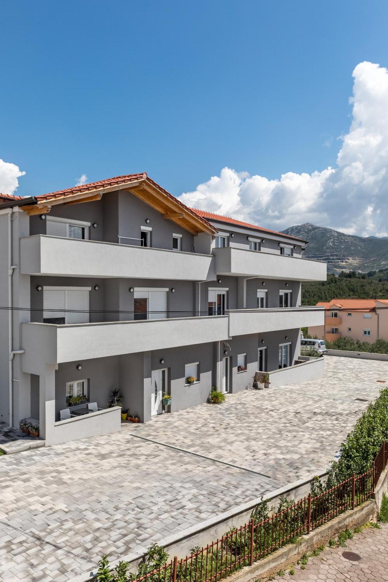 Apartments Villa Salona Sky Zimmer foto